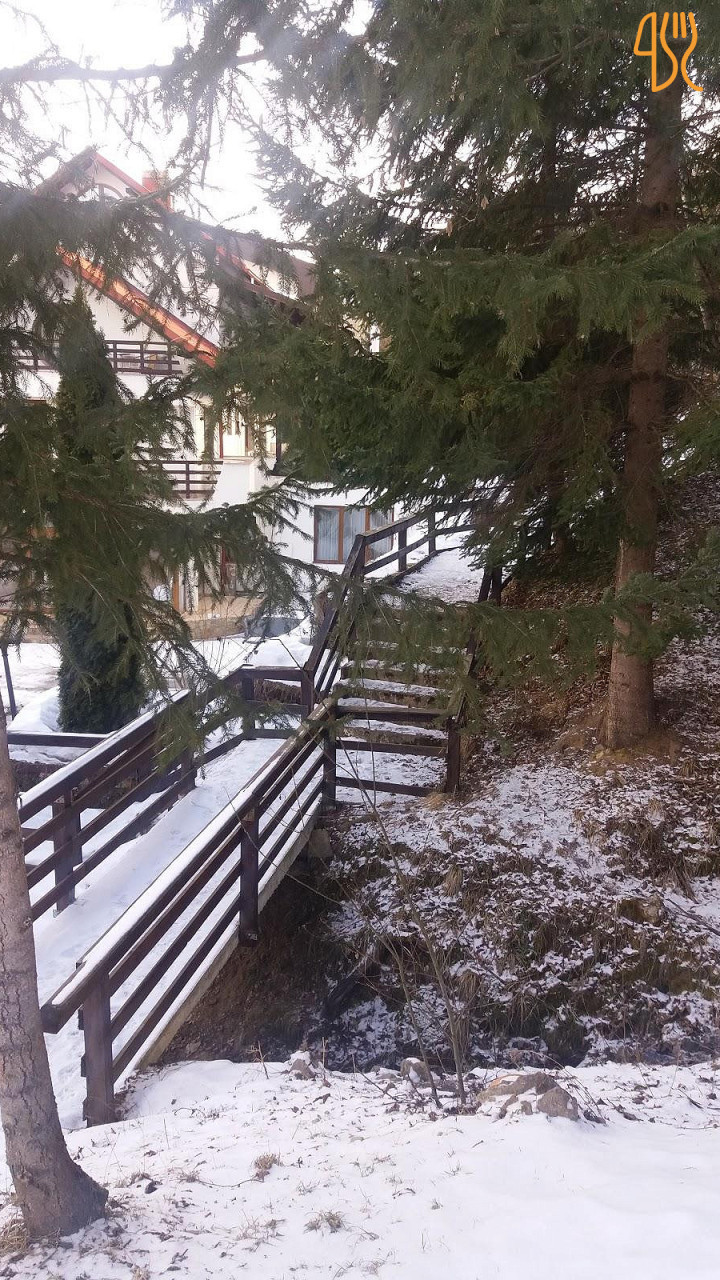 Gustul Bucovinei Exterior