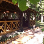La Muma Pădurii Exterior