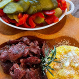 Cartier Lounge Comida