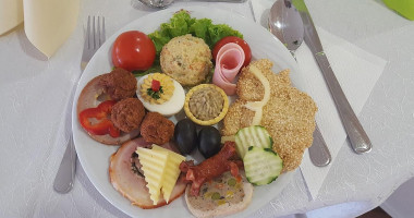 Antal Vendégház food