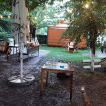 Rustiq Garden Exterior