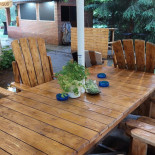 Rustiq Garden Dentro