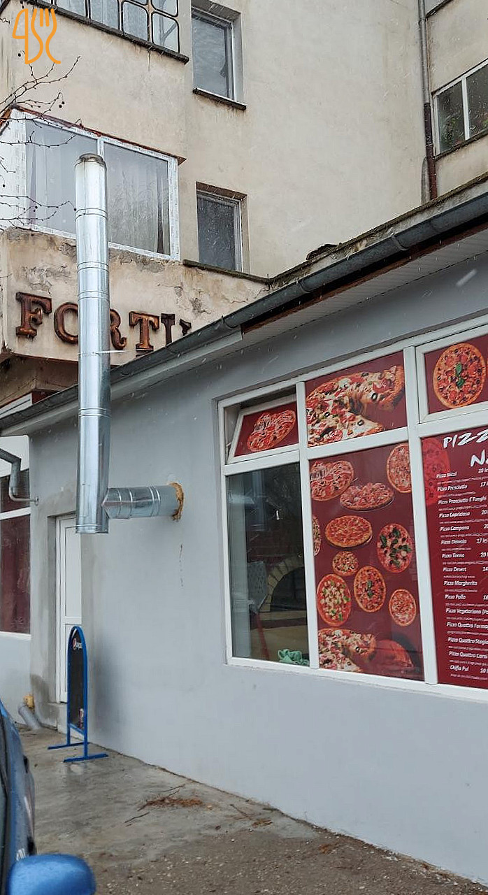 Pizzeria Nicol Exterior