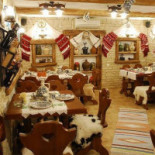F.e. La Poalele Gutâiului În interior