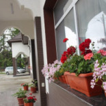 Select Exterior