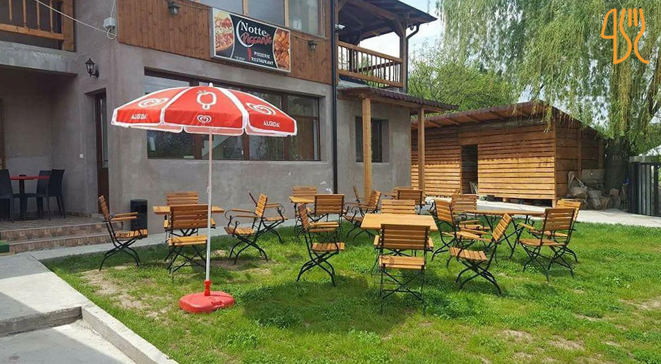 Pizzerie Notte Picante Exterior