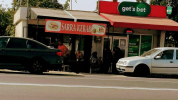 Sarra Fresh Doner outside