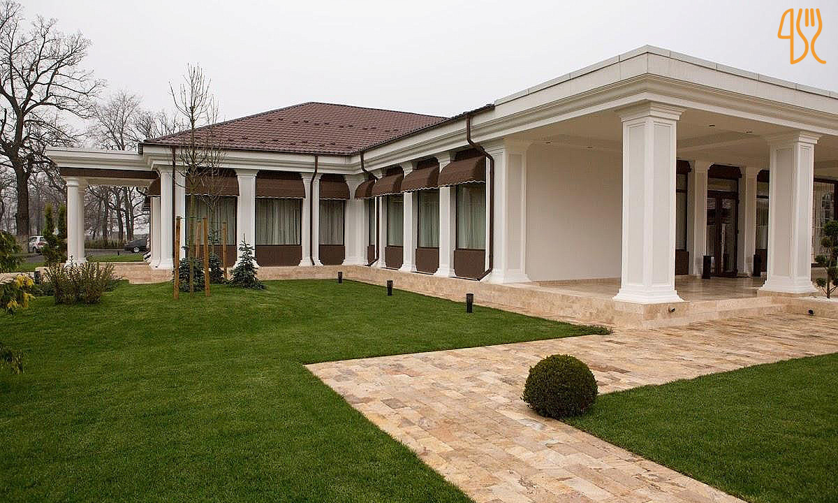 Royal Events Exterior