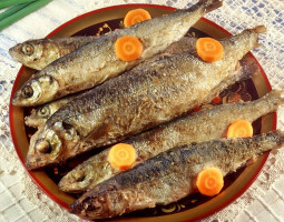 Păstrăvaria Cormaia food