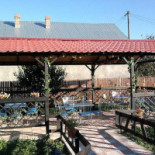 Beciul De Piatra Extérieur