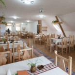 Hanul Kassay À l'intérieur