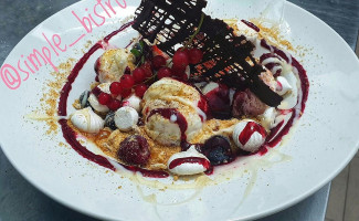 Simple Bistro Comida