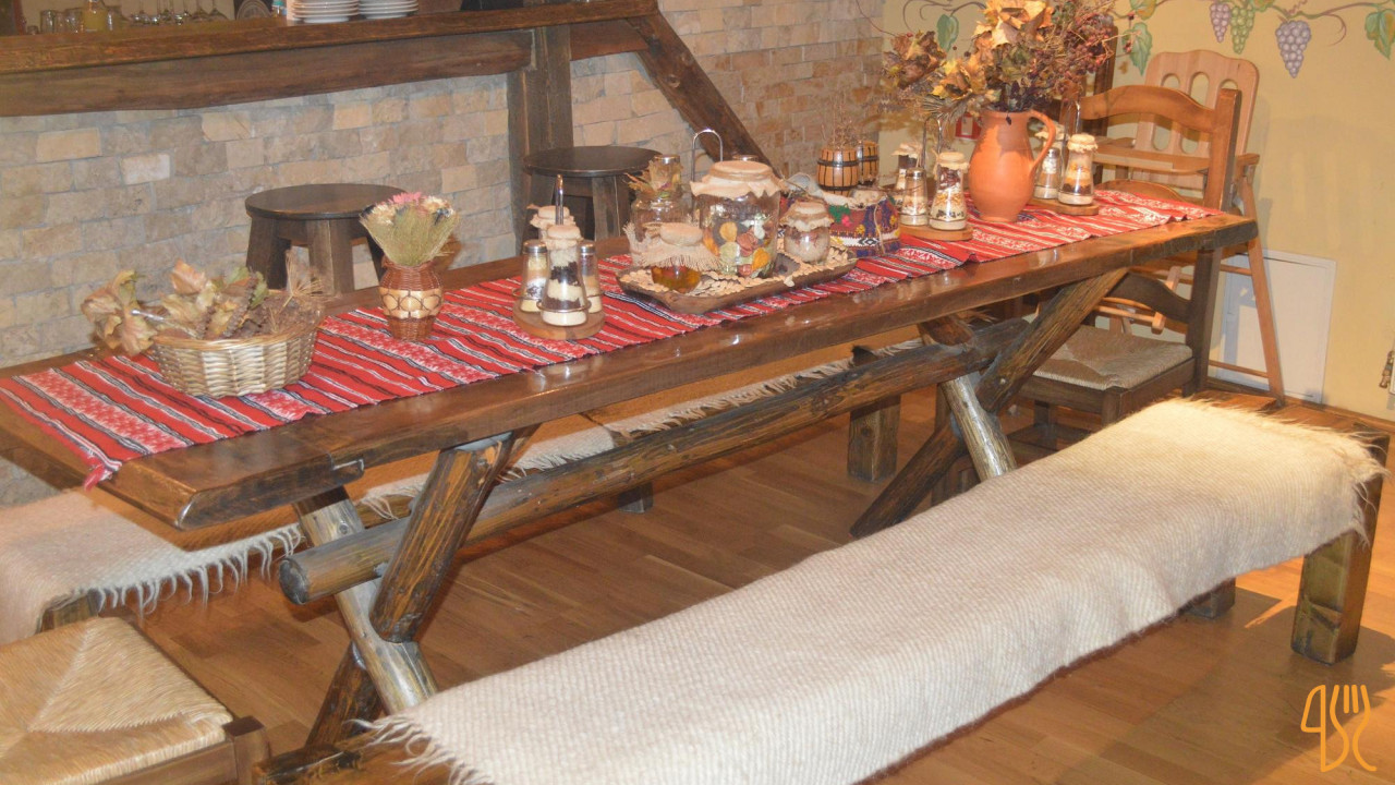 Casa Dacilor În interior