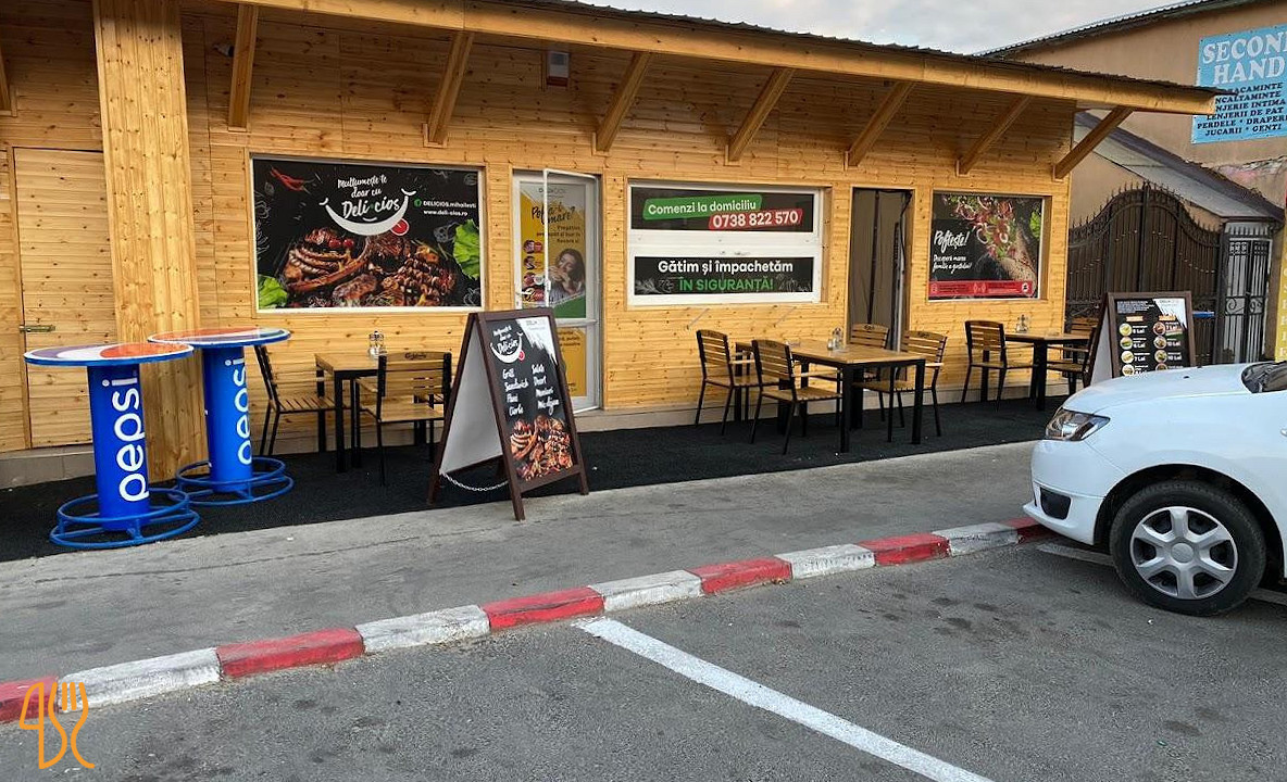 Deli•cios Fast Food Exterior