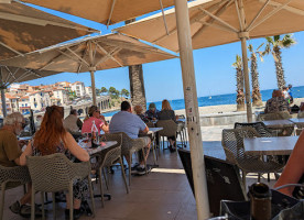 Sara Pretzel Extérieur