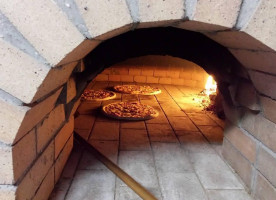 Razzamir Napoli Pizza Shaorma Doner Kebab outside