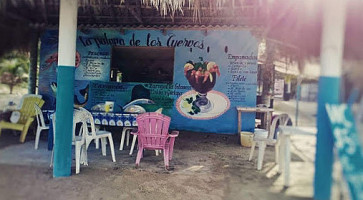 Cyrano À l'intérieur