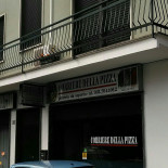 Le Sommelier Exterior