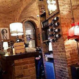 l'Artista Pub În interior