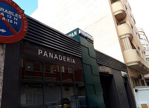 Negro Cafe&Lounge Exterior