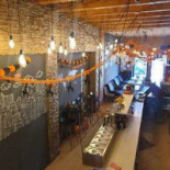 Central Bistro În interior