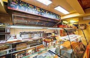 Epicentru Steak Pub Exterior