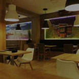 C A F E L E S C U À l'intérieur