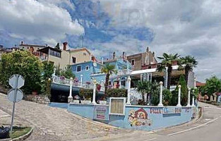 Red Pepper Extérieur