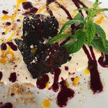 Traffic Inn by C&C Nourriture