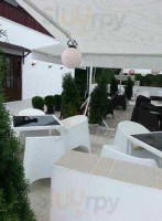 Conacul Trandafirilor Extérieur