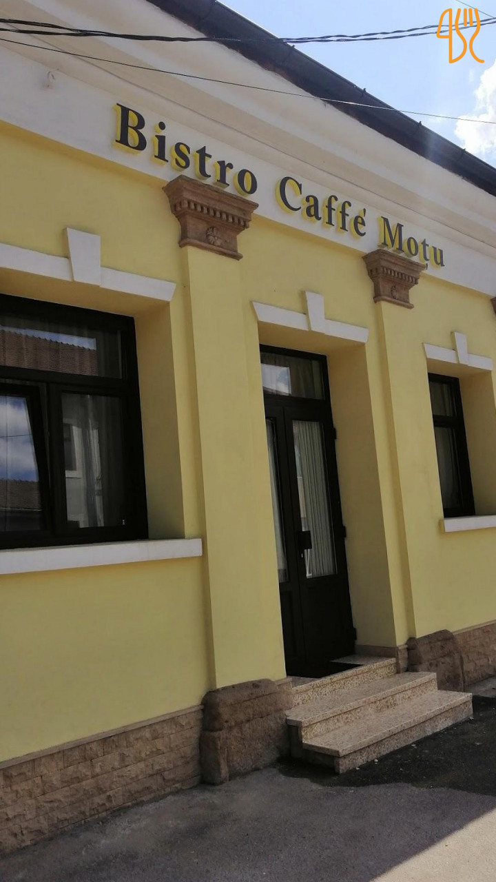 Bistro Caffe Moku Exterior