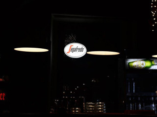 High Life Chillout Café