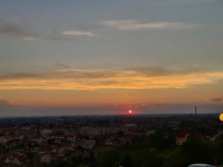 Totuldesprebere' Place