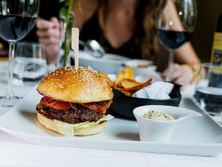 Restaurant Rooftop Bar Savart