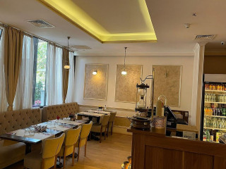 Sfeir Lebanese Cuisine