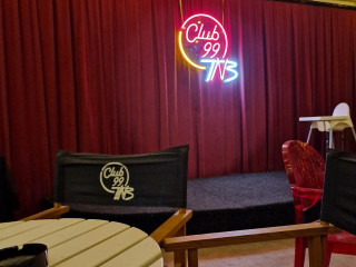 Club 99 Tnb Terasă