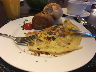 Business Class Lounge