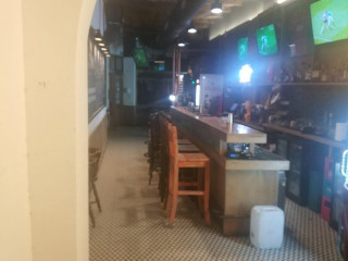 Extra Time Pub