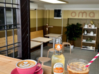 Oma Coffee Shop