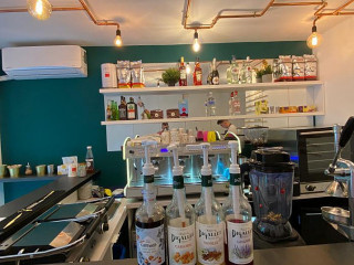 4you Coffee Shop