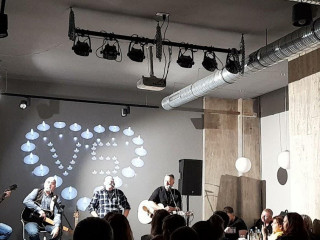 The Coffee Shop Constitutiei