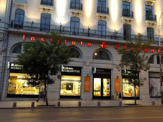 Librăria Humanitas De La Cişmigiu