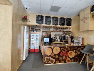 Wood Cafe