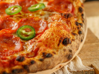 Saucy Pizzerie Artizanala
