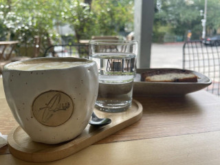 Ulu Coffee House
