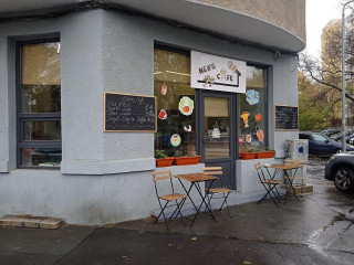 News Cafe