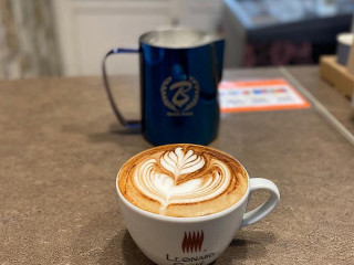 Leonard Caffe Mosilor