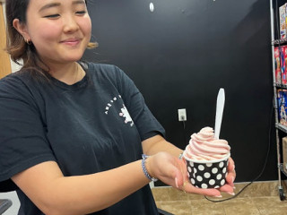Tart Sweet Gallery