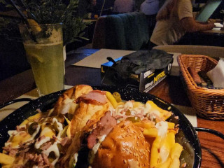 Again Pizza Burgers