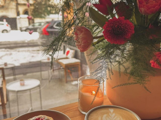 Jezabel Cafe